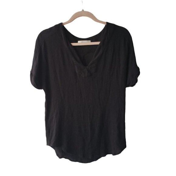 Monk & Lou Black Crinkled Rayon Loose Top Short Sleeve V-neck - Picture 1 of 5